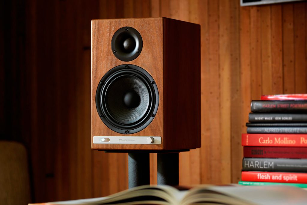 difference-between-studio-monitors-and-hi-fi-speakers